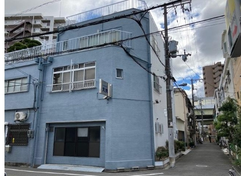 大月ビルの外観