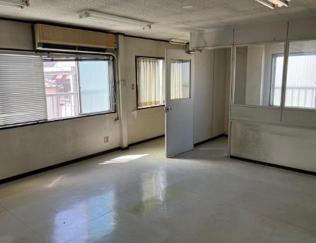 大月ビルの内装