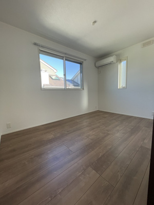 【寝室】 | 横濱ヒルズ