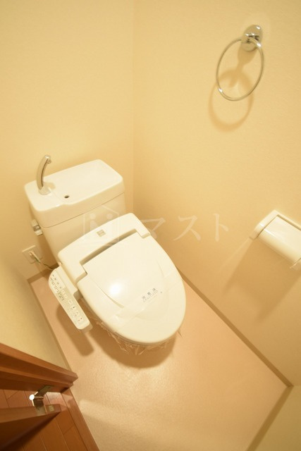 大阪市福島区海老江８丁目の賃貸マンションのトイレ