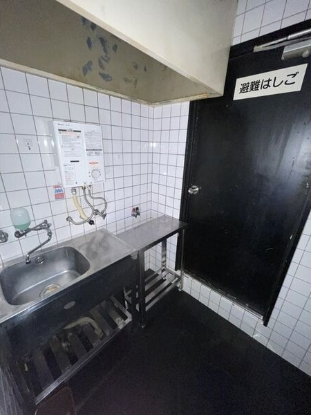 サンシャイン堀田通のキッチン