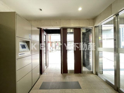 【エントランス】 | スカイコート蒲田弐番館 | ゆとりのあるエントランスです