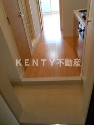 【玄関】 | スカイコート蒲田弐番館 | シンプルで使いやすい玄関です