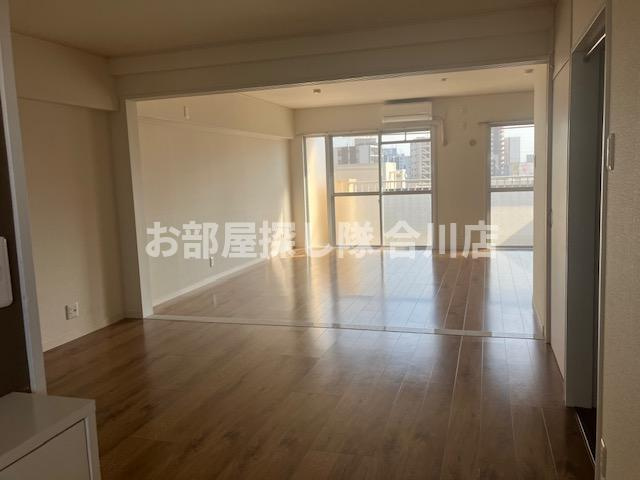 大屋ビルの居間・リビング