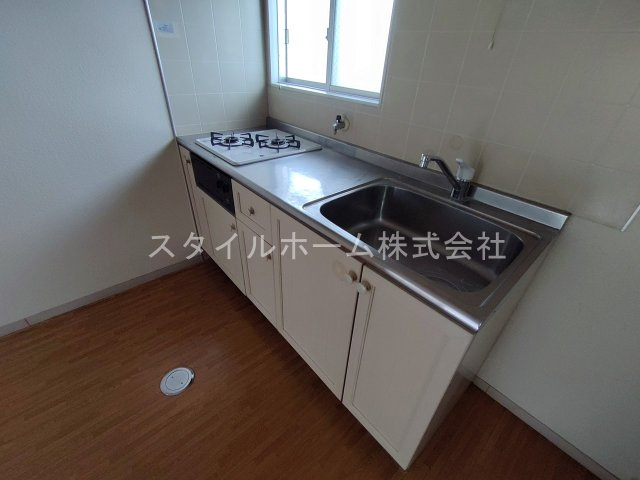 サンコーポ柱東山　B棟のキッチン|別部屋写真です。