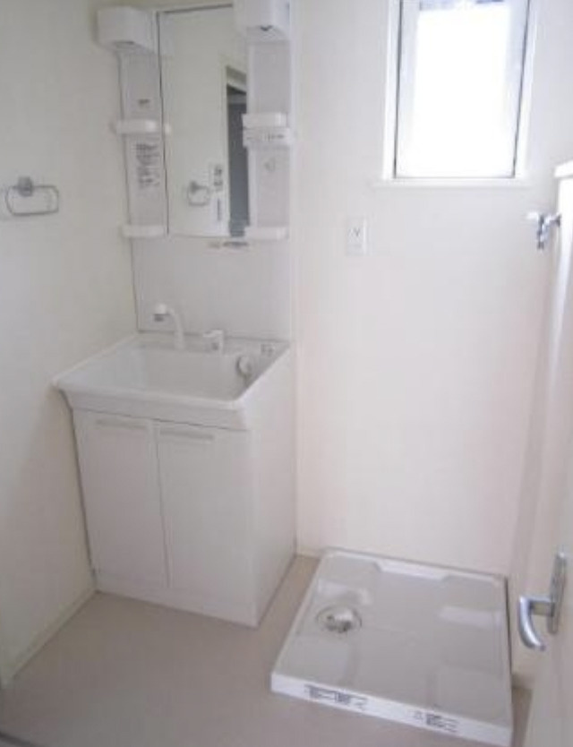 ディアコート東長崎の洗面所