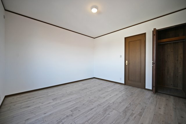 尼崎市南塚口町8丁目中古一戸建ての洋室|室内（2025年12月）撮影