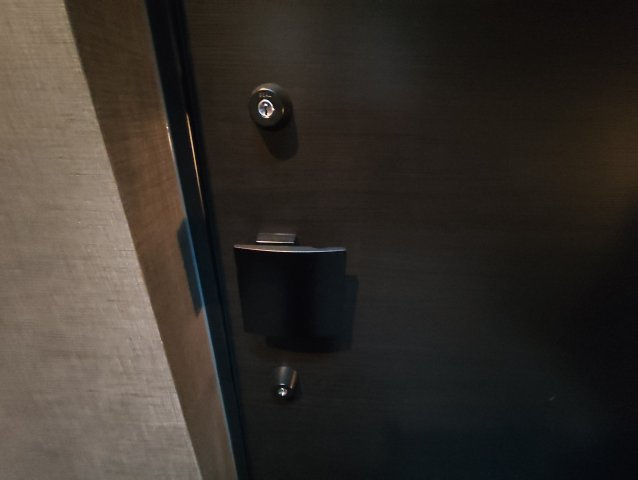 プラネッツの玄関