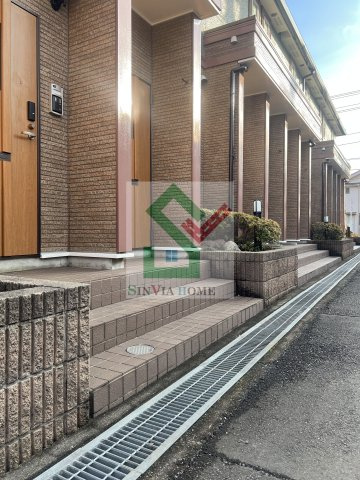 けんたく三生のエントランス