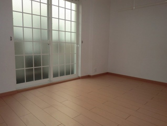 けんたく三生の居間・リビング