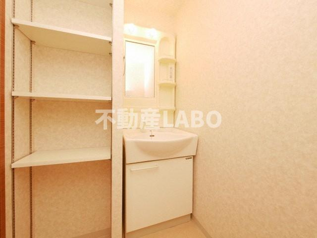 ルクレ難波の洗面所