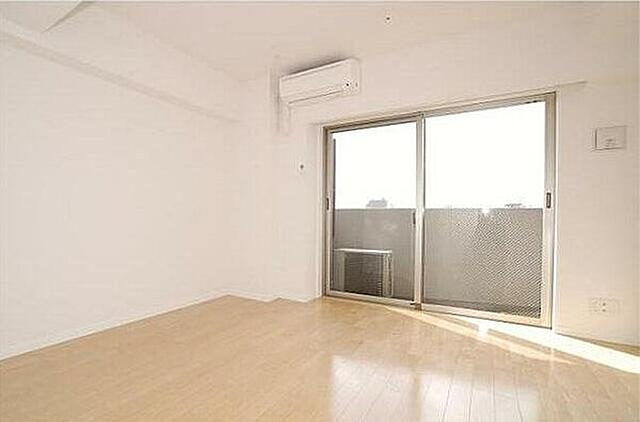 新宿区上落合１丁目の賃貸マンションの居間・リビング