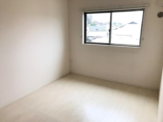 サンルミエ本浦の内装|洋室