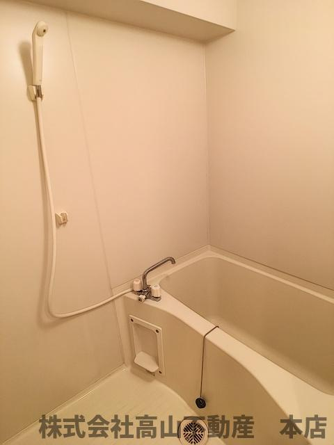 ラリーグラス２２の浴室