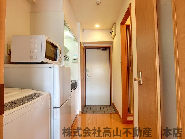 ラリーグラス２２の玄関