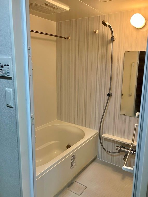 ベルググランデ本八幡の浴室