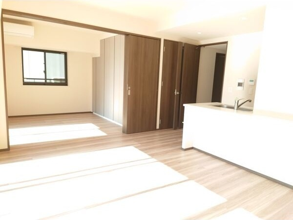 ローレルタワー名古屋栄の居間・リビング