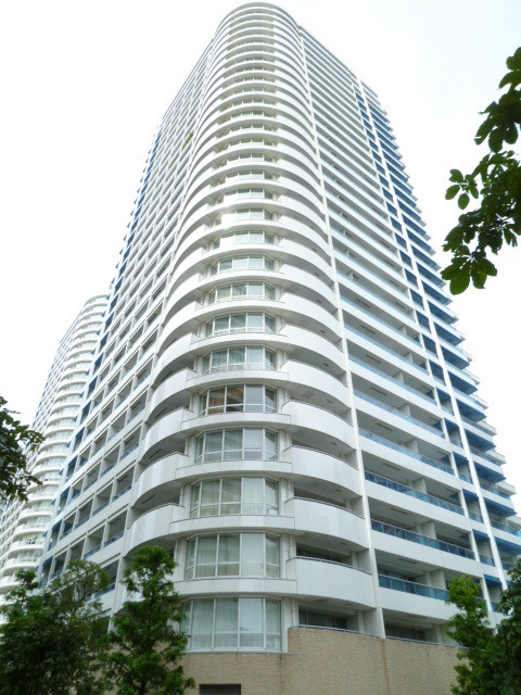 Ｍ．Ｍ．ＴＯＷＥＲＳ　ｔｈｅ　Ｓｏｕｔｈ