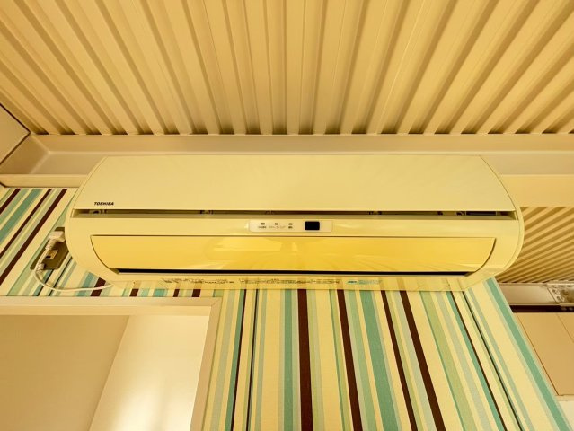 ブリリアントブルーの内装