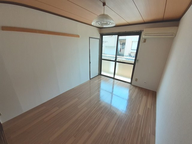 セジュール金子A棟の寝室