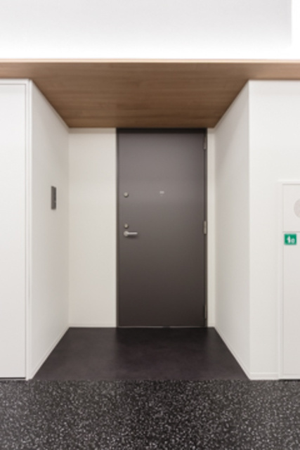 ＫＯＥＮＪＩ　Ｃｒｏｓｓｏｖｅｒの玄関|※写真は同タイプ住戸です。