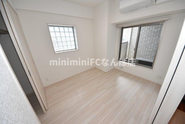 プレジオ難波の寝室