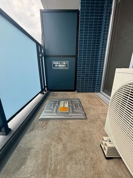 エステムコート名古屋グロースのバルコニー