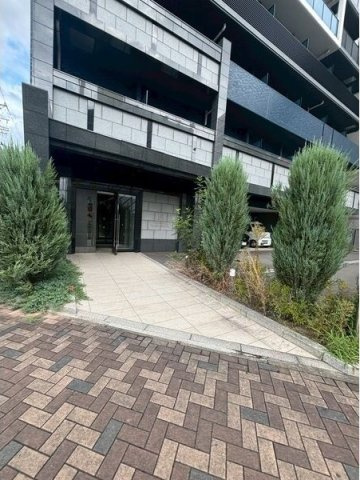 エステムコート名古屋グロースのエントランス