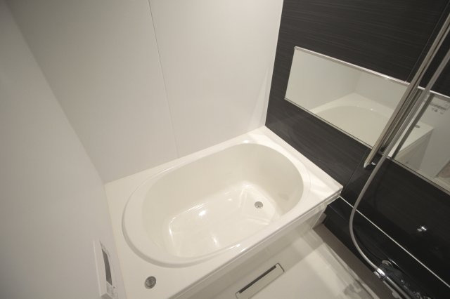 Concord Bentenの浴室|浴室乾燥機、追い焚き給湯付き♪
