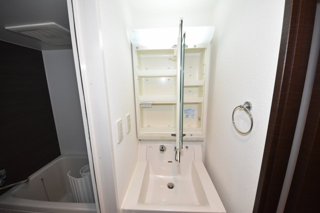 プロシード大阪WESTアドリア