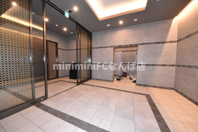 リアライズ天満橋のエントランス