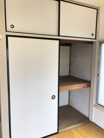 嵐山町川島1599-18貸家の収納