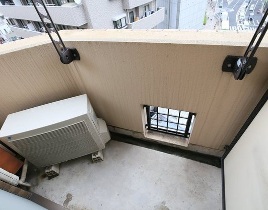 スカイコート新宿曙橋のバルコニー