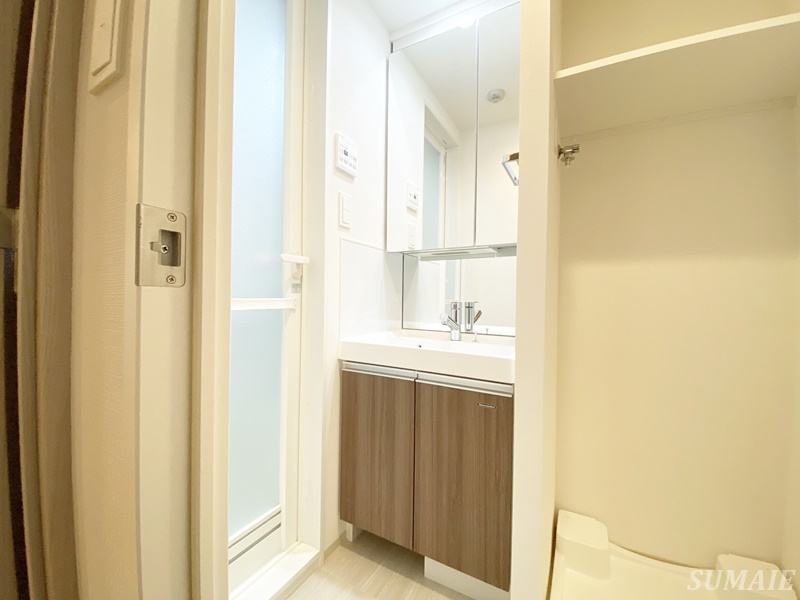 アジールコート王子の独立洗面台|独立洗面台です☆