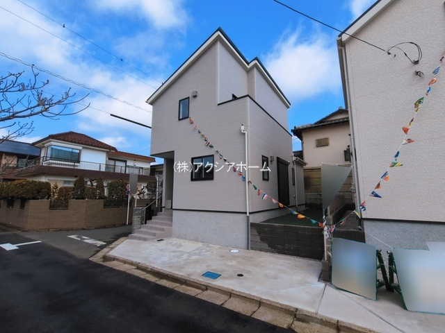 所沢市中新井4丁目・全2棟　新築一戸建　1号棟　の駐車場|現地写真（2026年3月10日撮影）