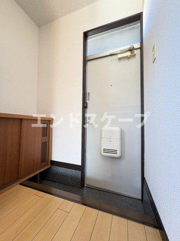 WIND12の玄関|高崎、前橋のお部屋探しはエンドスケープまで！お客様の理想お聞かせ下さい♪