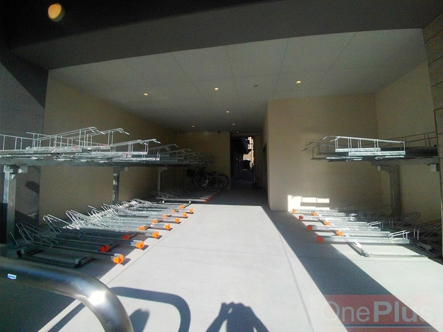 Cherir六甲道の駐車場