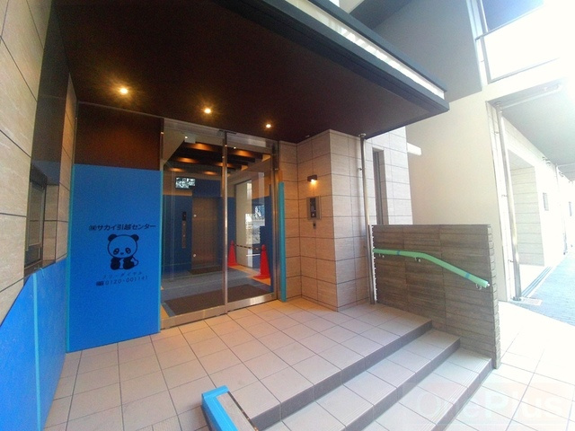 Cherir六甲道のエントランス