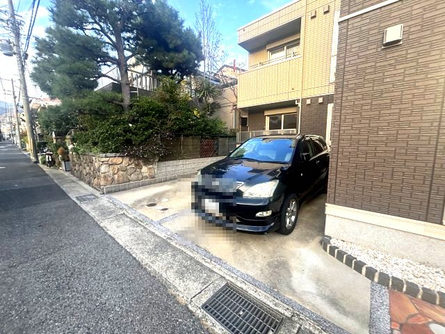 セジュール魚崎の駐車場