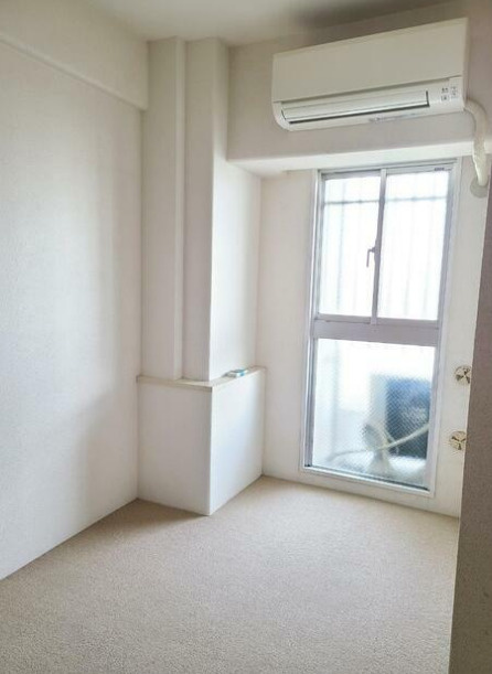 東灘コーストアヴェニュー参番館の居間・リビング