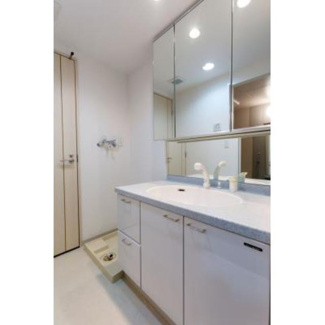 【洗面所】 | トレステージ目黒 | ※写真は同タイプ住戸です。