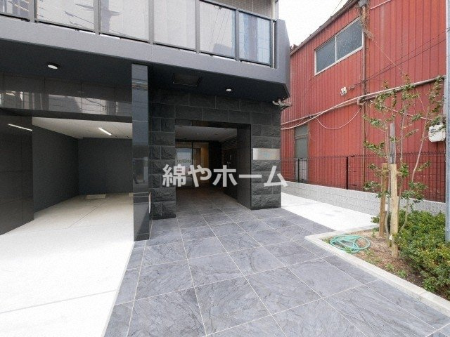 ファステート難波SOUTHベックのエントランス|毎日通るエントランスはこのようになっています