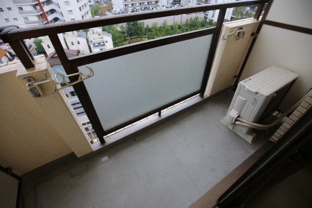 エヴェナール二子新地のバルコニー