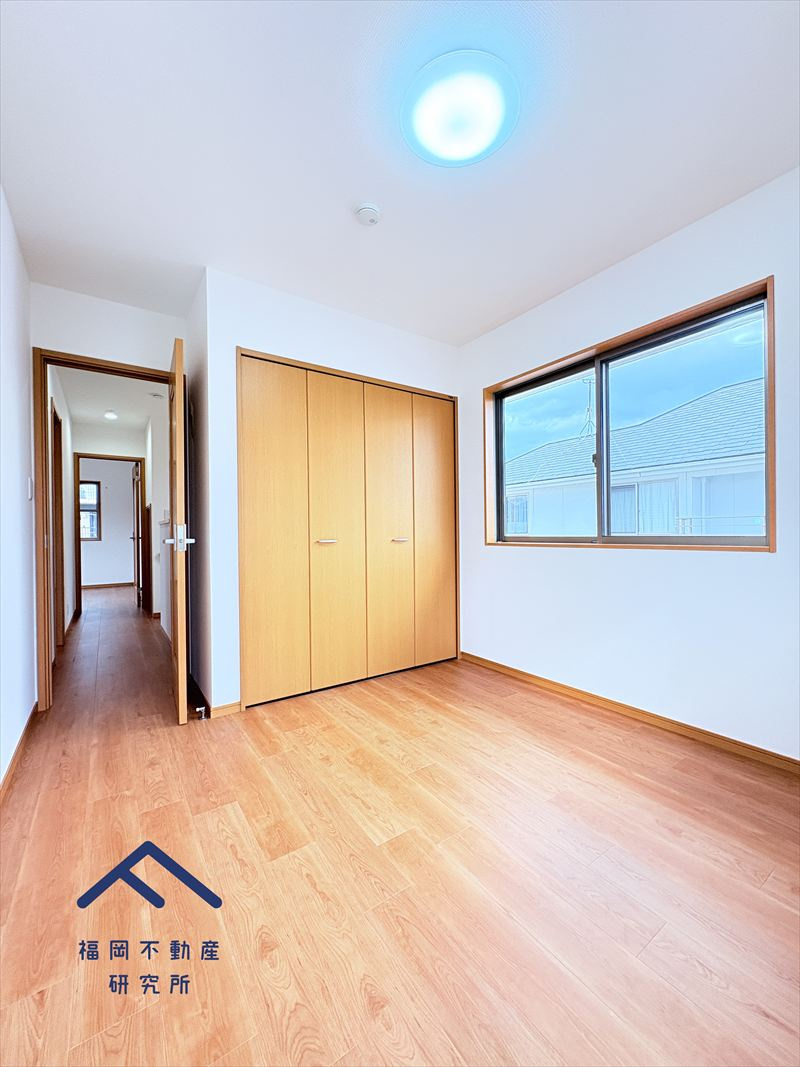 小郡市三国が丘４丁目　戸建ての洋室