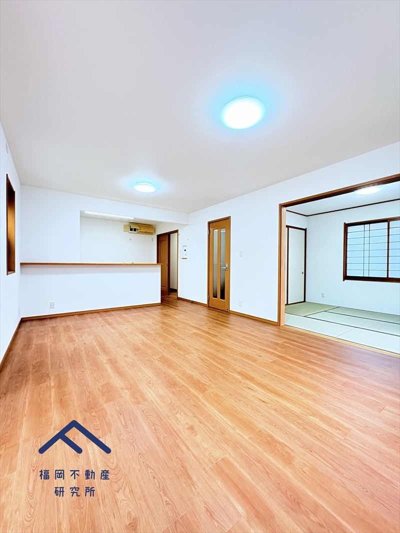 小郡市三国が丘４丁目　戸建ての居間・リビング