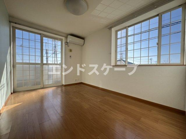 TiarageⅠの居間・リビング|高崎、前橋のお部屋探しはエンドスケープまで！お客様の理想お聞かせ下さい♪