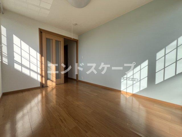 TiarageⅠの居間・リビング|高崎、前橋のお部屋探しはエンドスケープまで！お客様の理想お聞かせ下さい♪