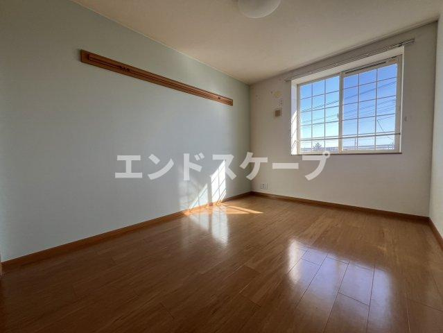 TiarageⅠの洋室|高崎、前橋のお部屋探しはエンドスケープまで！お客様の理想お聞かせ下さい♪