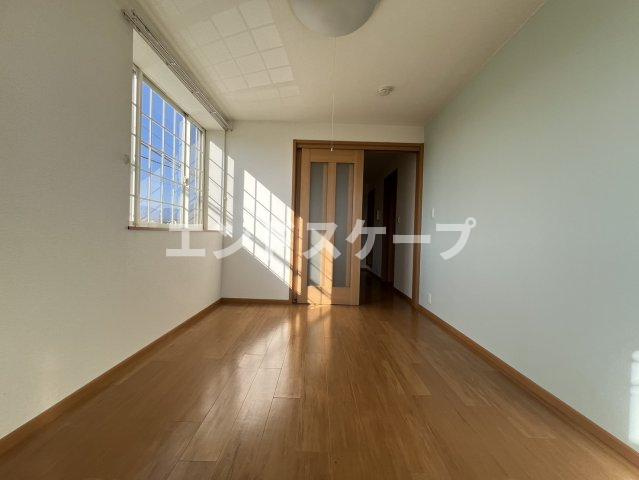 TiarageⅠの居間・リビング|高崎、前橋のお部屋探しはエンドスケープまで！お客様の理想お聞かせ下さい♪