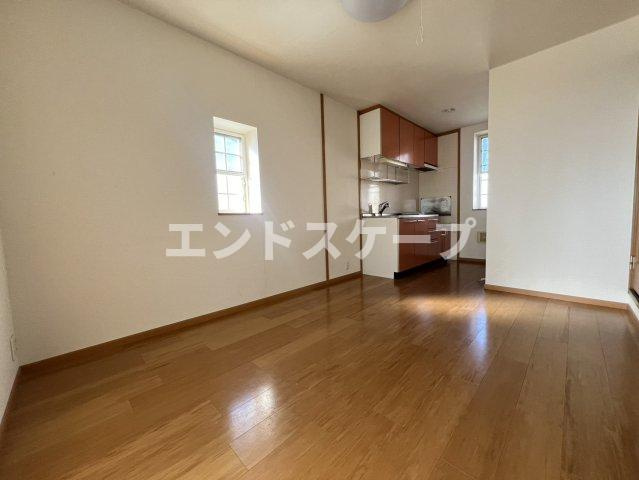 TiarageⅠの居間・リビング|高崎、前橋のお部屋探しはエンドスケープまで！お客様の理想お聞かせ下さい♪